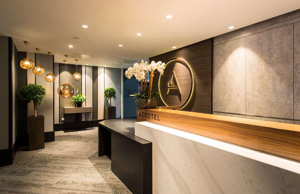 Aerotel London Heathrow Интерьер фото